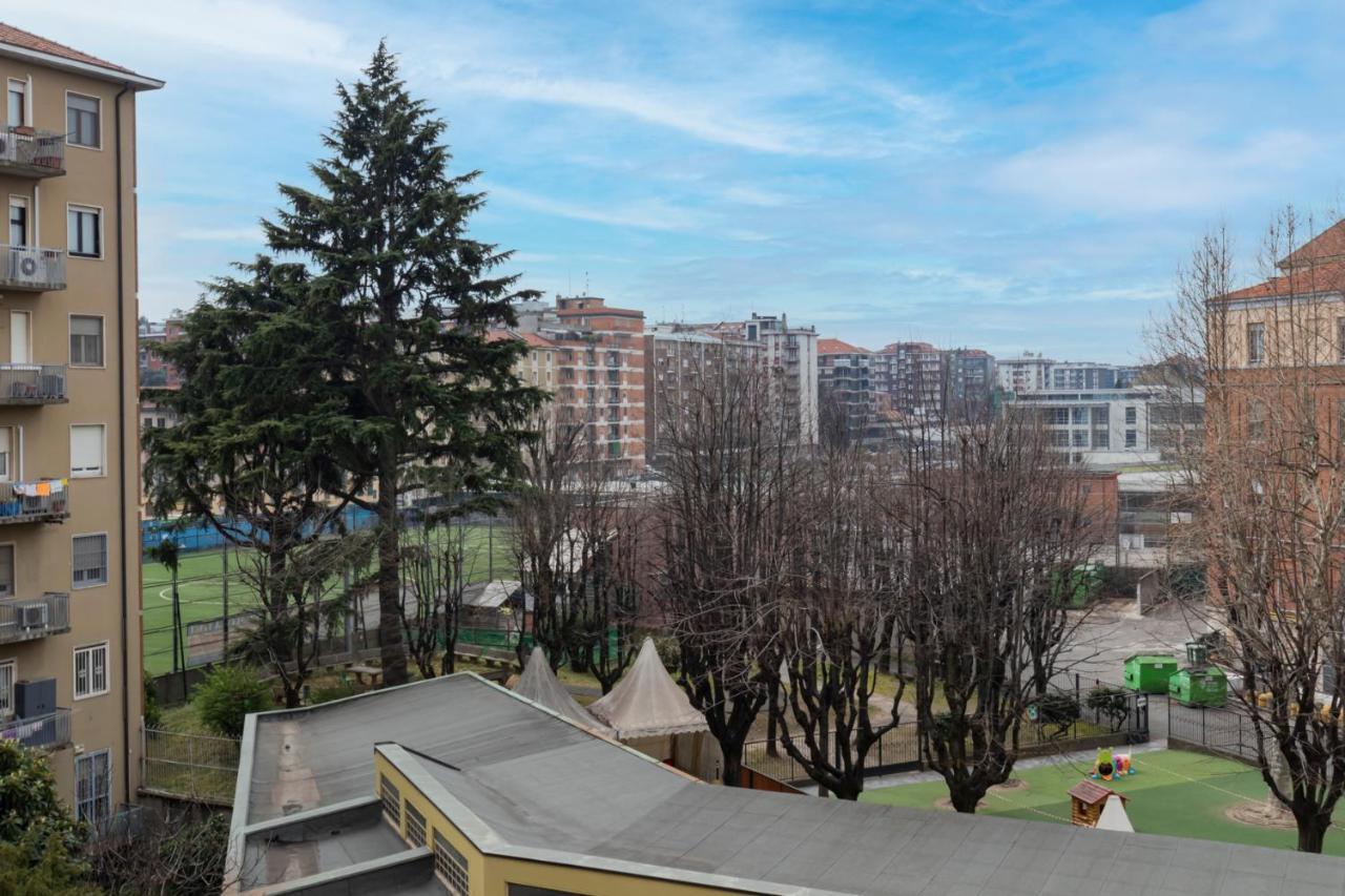 Cosy 1 Bed Flat With Terrace Apartment Milan Bagian luar foto